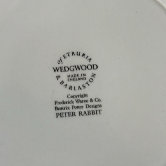 2 Piece Frederick Warne & Co. Peter Rabbit-Plate and Bowl Wedgewood England - Picture 3 of 9